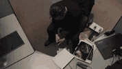 jake-gyllenhaal-prisoners.gif