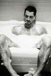 David-Gandy2_glamour_20nov13_Mariano-vivanco_b.jpg