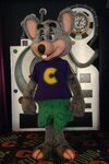 1200px-Chuck_E._Cheese_animatronic,_Laguna_Hills,_CA.jpg