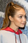 1488382856-gigihadid3.jpg