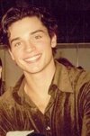 tom-wellings-smile-inspires-hope-v0-44xv065qtr5e1.jpg tom-wellings-smile-inspires-hope-v0-44xv065qtr5e1.jpg