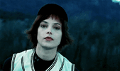 is-she-anyone-elses-fav-character-from-twilight-v0-z90hu8dboi6e1.gif
