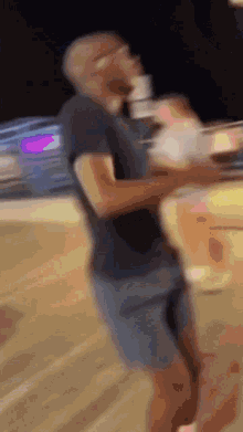 guy-dancing.gif