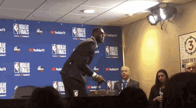 lebron-james-shades-on.gif