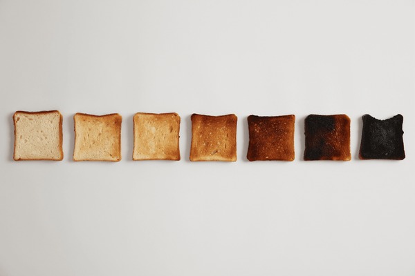 tasty-toasted-slices-bread-unroasted-600nw-1739694530.jpg