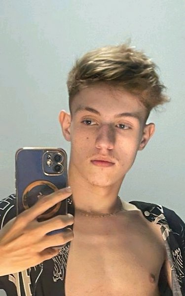 3025201464.jpg
