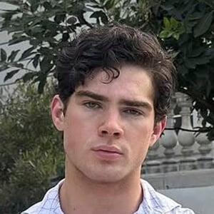 www.famousbirthdays.com