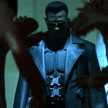 Blad 1998 Gif You're So Big Blade 1998 GIF | GIFDB.com