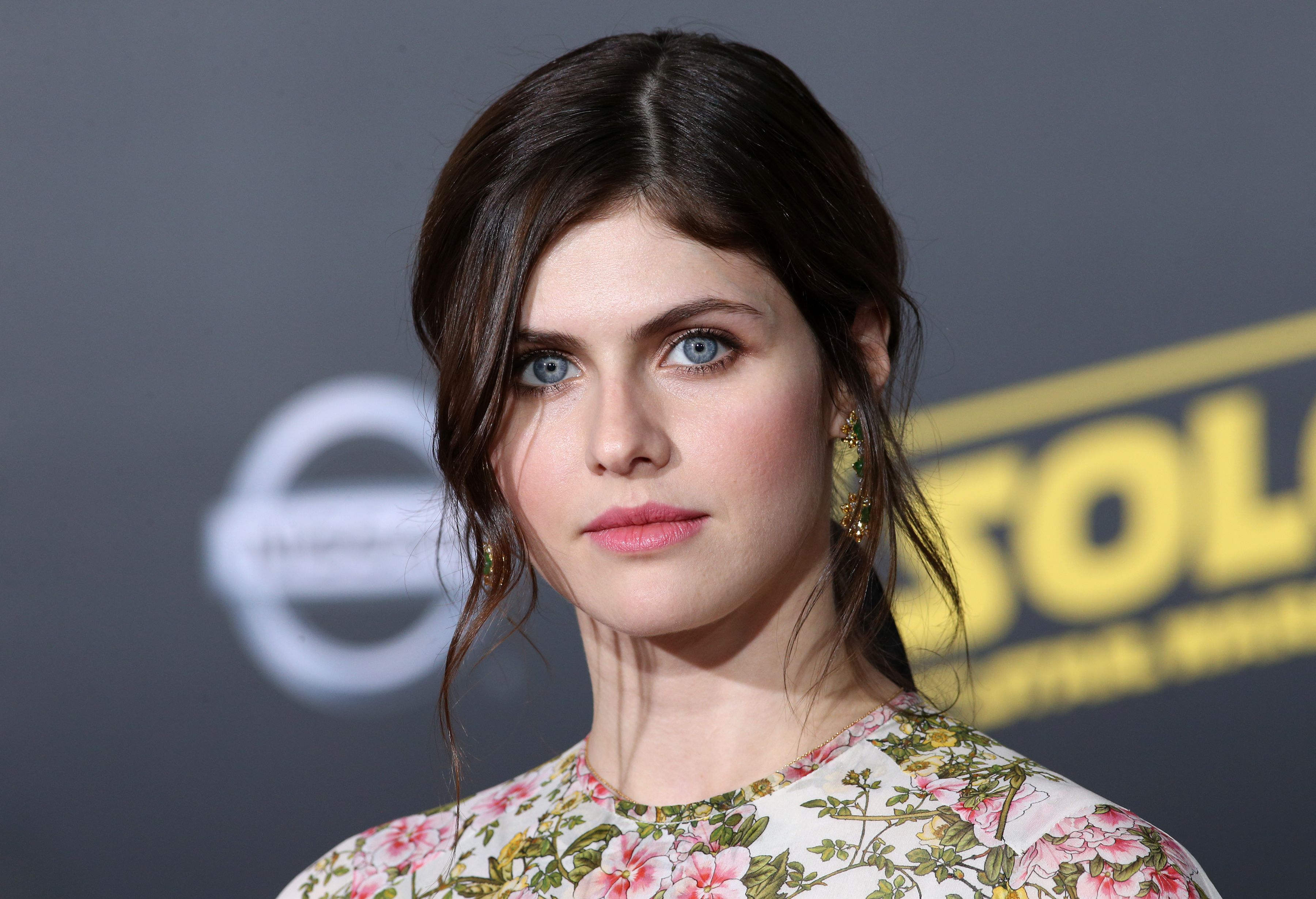 Alexandra Daddario Plane Thriller 'Airborne' Picked Up By XYZ Films