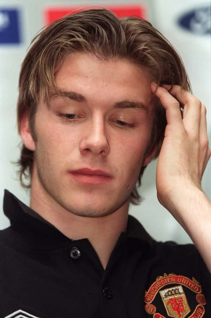 20 Pictures of Young David Beckham