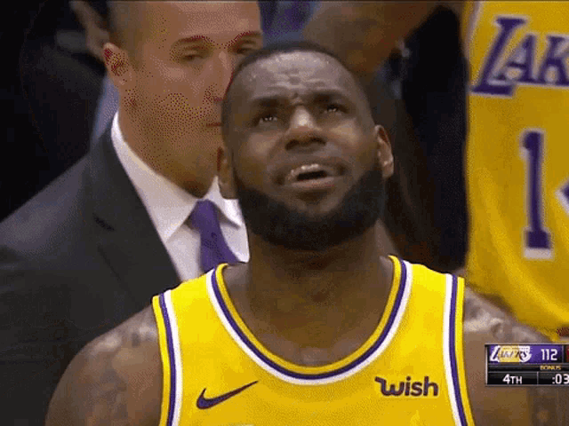 lebron-james-los-angeles-lakers.gif