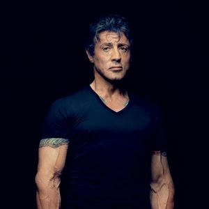 style-2010-08-sylvester-stallone-style-sylvester-stallone_300x430.jpg